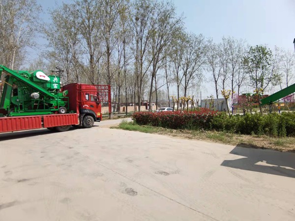 發(fā)貨現(xiàn)場 發(fā)貨現(xiàn)場